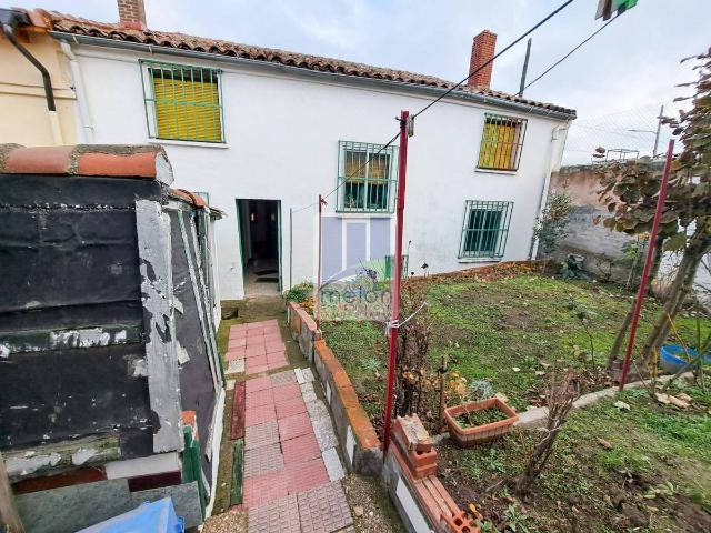 Casa chalet en Venta en San Pedro y San Felices