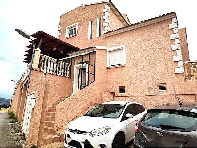 Casa chalet en Venta en San Rafael Nucia Park