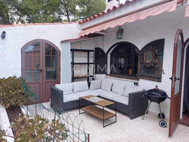 Casa chalet en Venta en San Rafael Nucia Park