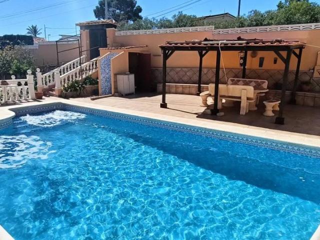 Casa chalet en Venta en San Rafael Nucia Park
