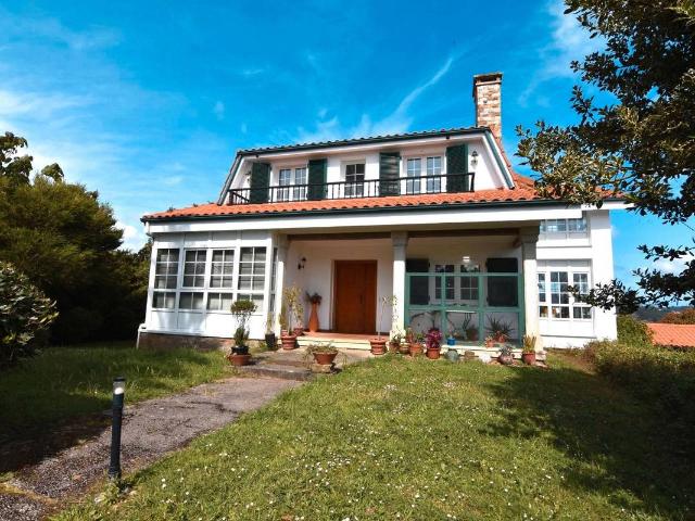Casa chalet en Venta en Sada A Coruña
