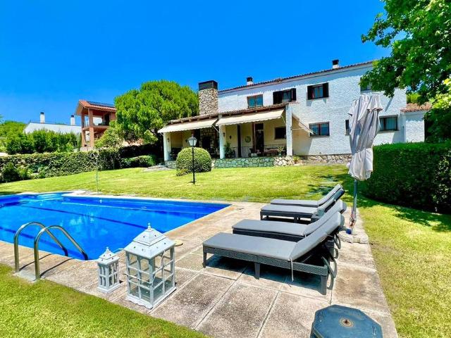 Casa chalet en Venta en Salud y Alegría El Lago