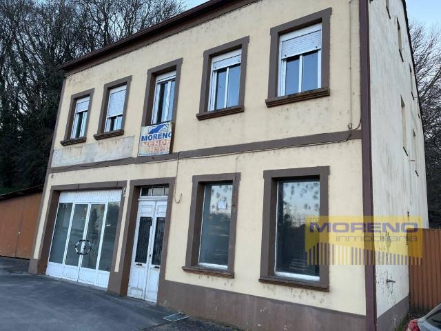 Casa chalet en Venta en Sarria