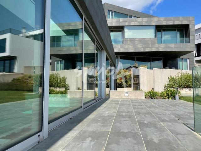 Casa chalet en Venta en Sarria