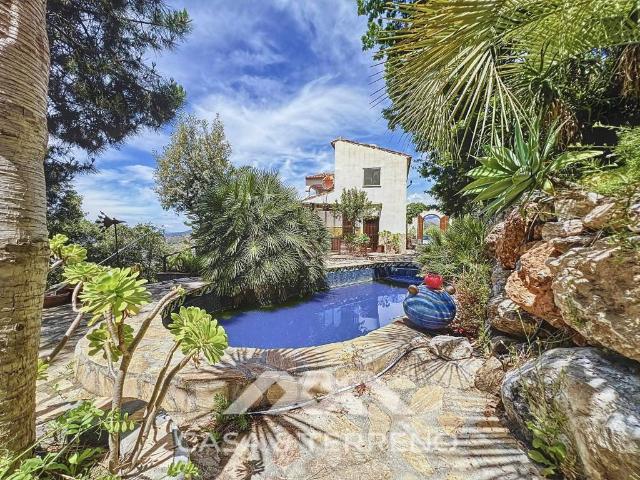 Casa chalet en Venta en Sayalonga