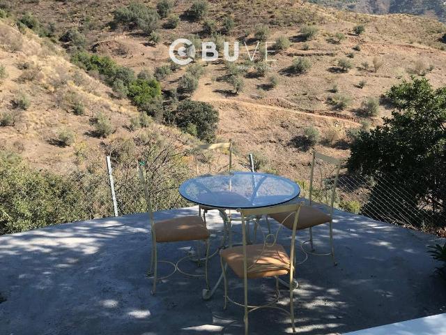 Casa chalet en Venta en Sayalonga