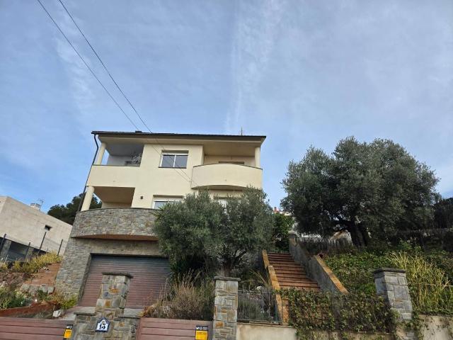 Casa chalet en Venta en Sentmenat