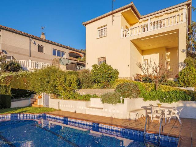 Casa chalet en Venta en Sentmenat