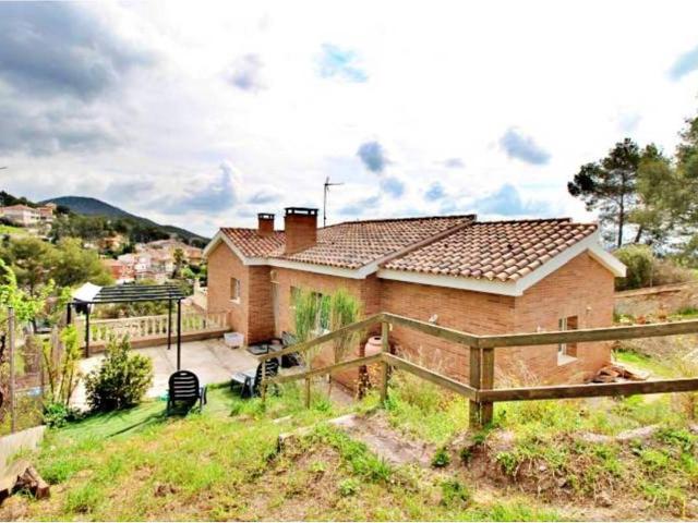 Casa chalet en Venta en Sentmenat