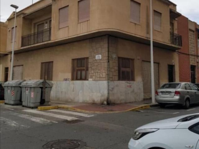 Casa chalet en Venta en Sector V