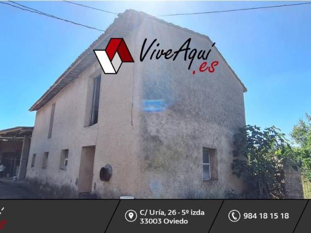 Casa chalet en Venta en Selorio Tornón