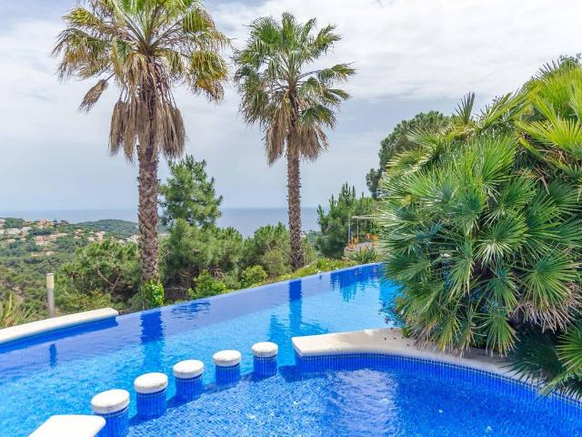 Casa chalet en Venta en Serra Brava
