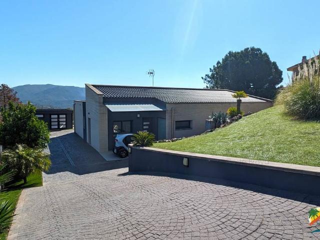 Casa chalet en Venta en Serra Brava