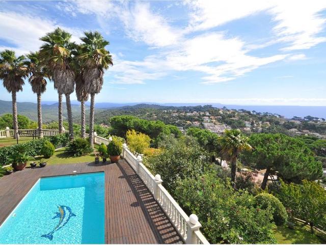 Casa chalet en Venta en Serra Brava
