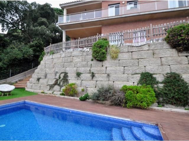 Casa chalet en Venta en Serra Brava