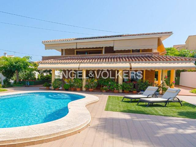 Casa chalet en Venta en Sierra Helada