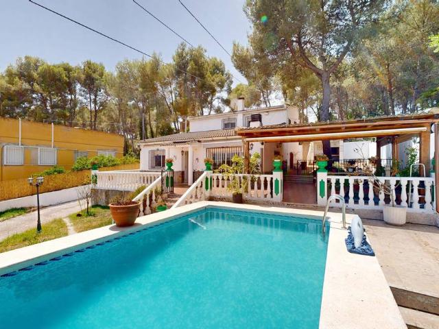 Casa chalet en Venta en Sierra Perenchiza Cumbres de Calicanto Sto Domingo