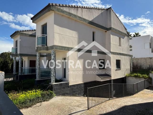Casa chalet en Venta en Sierra Perenchiza Cumbres de Calicanto Sto Domingo