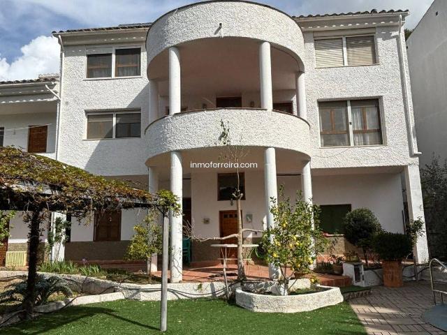 Casa chalet en Venta en Siles