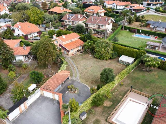 Casa chalet en Venta en Somió