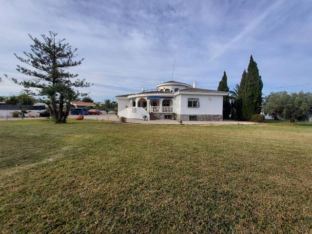 Casa chalet en Venta en Sol y Luz