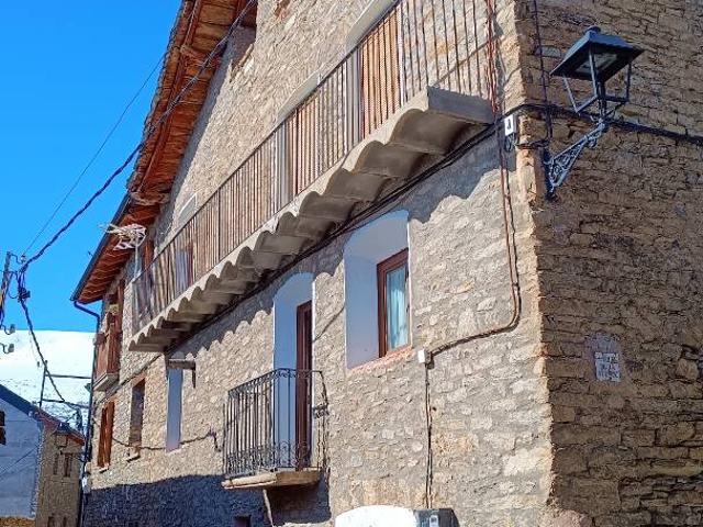Casa chalet en Venta en Sort