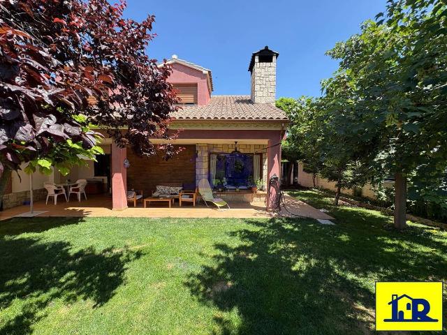 Casa chalet en Venta en Sotorribas