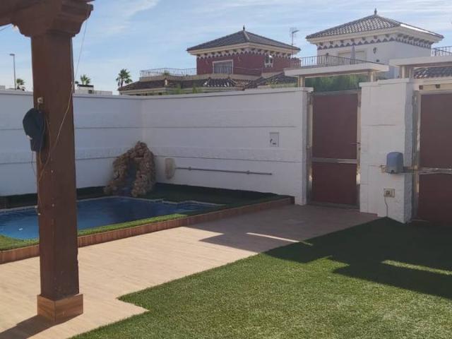 Casa chalet en Venta en Sucina