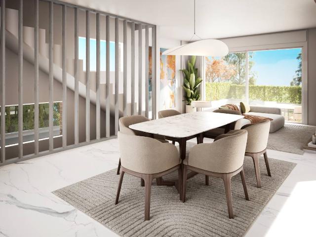 Casa adosada en Venta en Sur PAU 4
