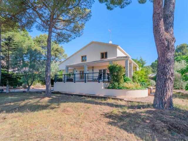 Casa chalet en Alquiler en Begues