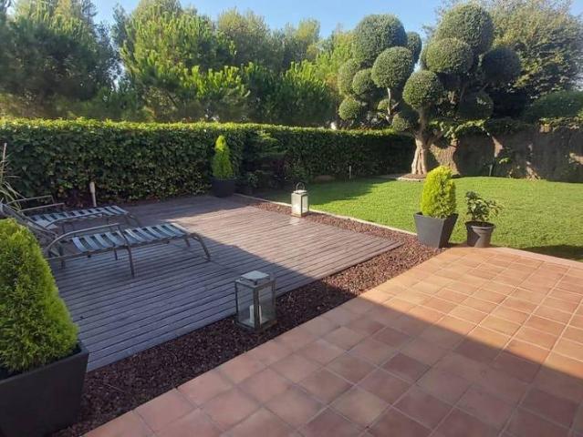 Casa chalet en Alquiler en Can Roca