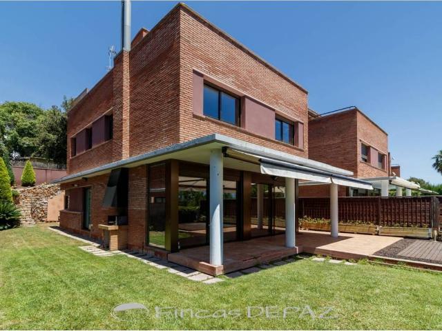 Casa chalet en Alquiler en Can Roca