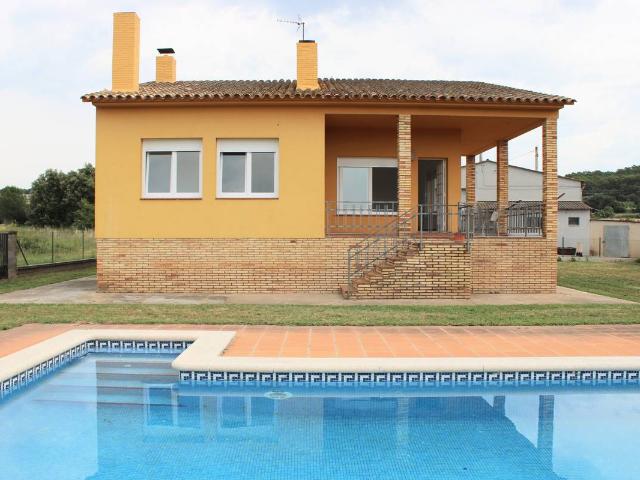 Casa chalet en Alquiler en La Pera