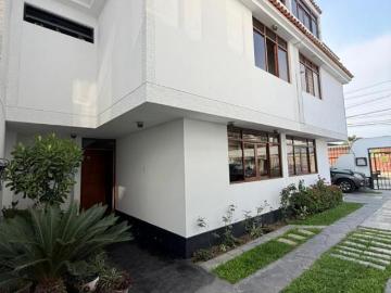 Casa Chalet En Condominio Buen Retiro – Monterrico Surco