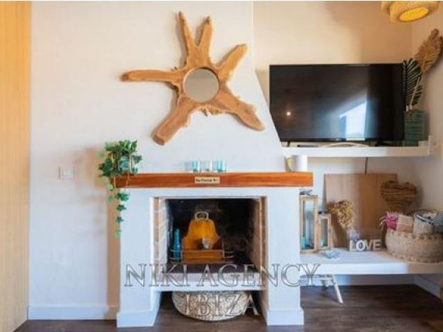 Casa / Chalet en Sant Josep de sa Talaia, Cala Tarida, venta. ZUUM T376