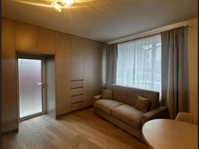 Casa cocheta cu curte proprie – zona centrala, ideala pentru AIRBNB sa