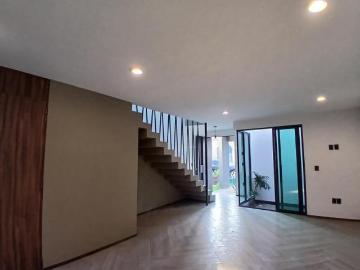 Casa COL. EJERCITO MEXICANO, URUAPAN MICH