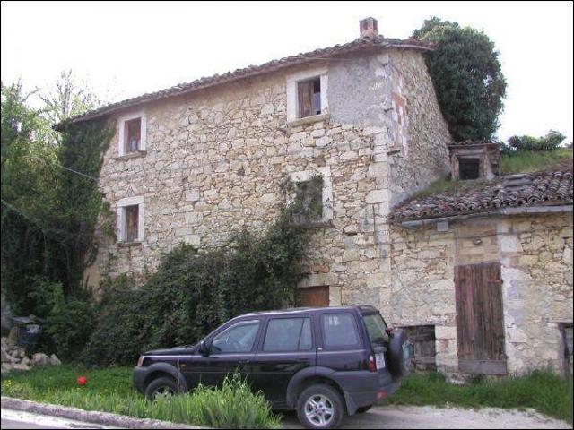 Casa colonica in vendita a Ascoli Piceno
