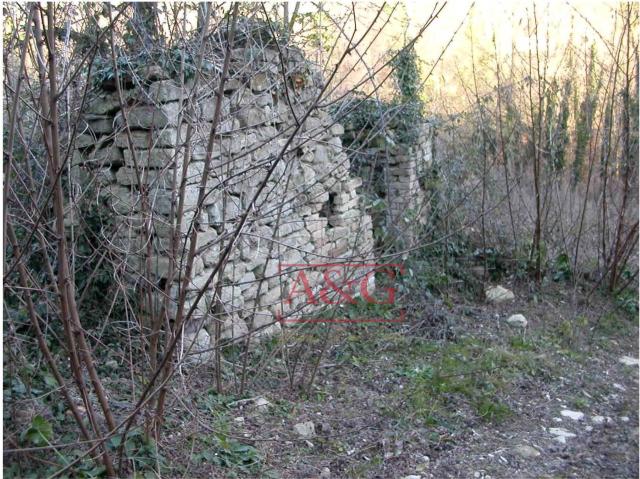 Casa colonica in vendita a Montefalcone Appennino, Campagna