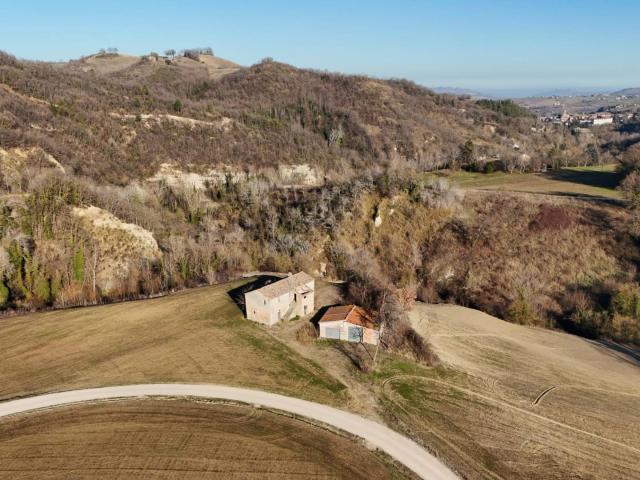 Casa colonica in vendita a Rotella