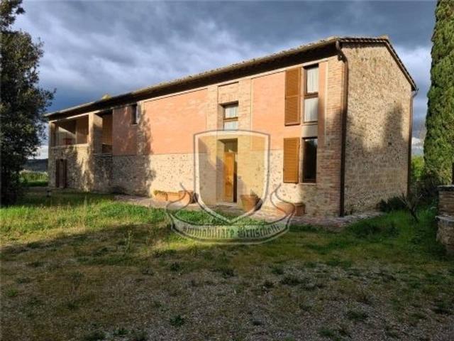 Casa colonica in vendita a Siena