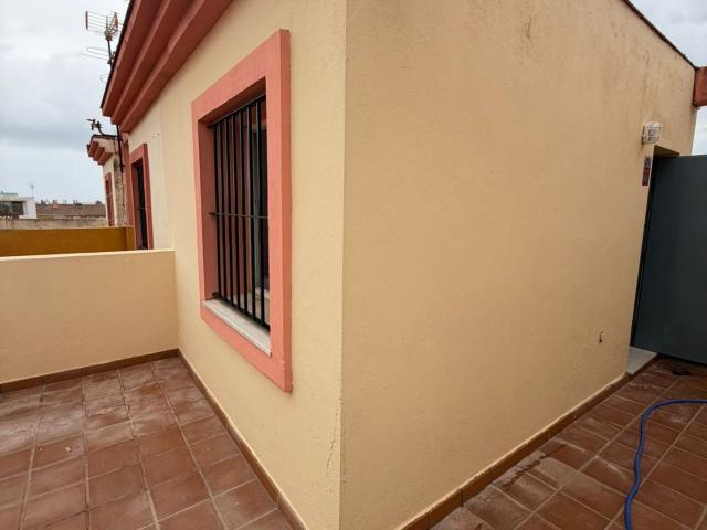 CASA COMO NUEVA LA COLONIA LA LINEA