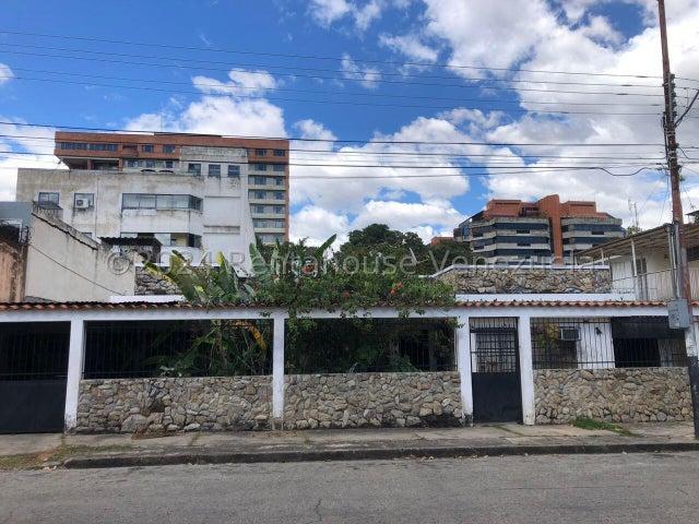 Casa comercial 600 Mts en Venta a pie de Calle en el viñedo Valencia Carabobo Leida Falcon LF24 25529