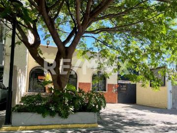 Casa Comercial en Venta