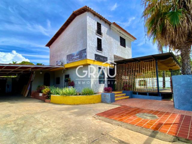 Casa Comercial en venta en Lecheria, Avenida Principal