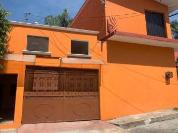 Casa Comercial en Antonio Barona 1a Secc. Cuernavaca CRB 1215 Cc