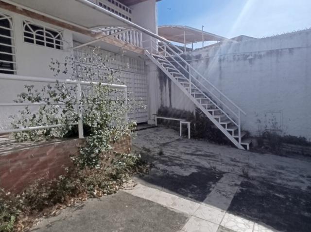 Casa Comercial en alquiler, La Trinidad LP