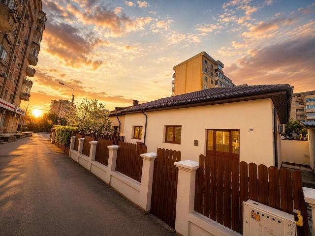 Casa compet renvoata Piata Mihai Viteazau Ploiesti, curte