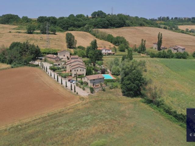 Casa Complesso Montone 112m² Città di Castello