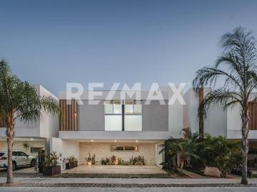Casa completamente equipada en VENTA